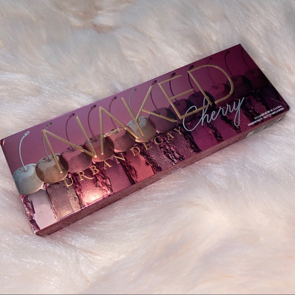 NWT Urban Decay Naked Cherry Eyeshadow Palette - Picture 2 of 8